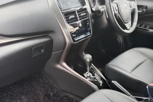 TOYOTA VIOS AUTO photo 3
